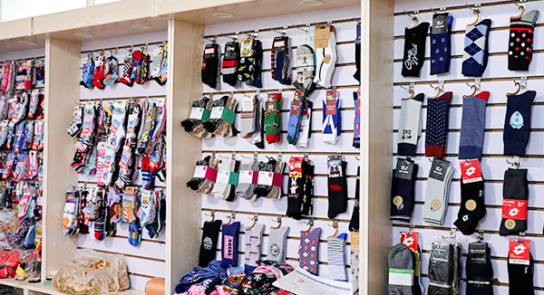 Zhuji Bolong Socks Co.、Ltd ..