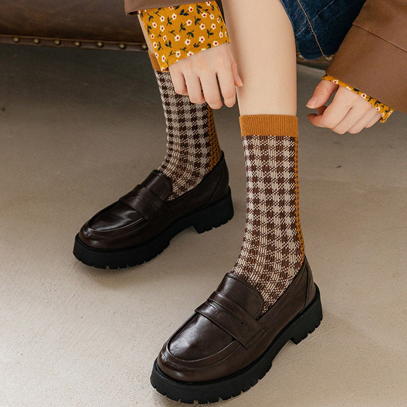 チェッカーヒョウ印刷デュアルトラックイタリアンレトロダブルニードルパイルソックス