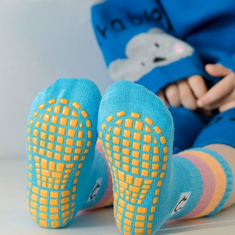 非スリップソックメーカー卸売ミッドチューブトランポリンソックス、ハイトップ早期教育子供の遊び場ソックス 非スリップソックメーカー卸売ミッドチューブトランポリンソックス、ハイトップ早期教育子供の遊び場ソックス