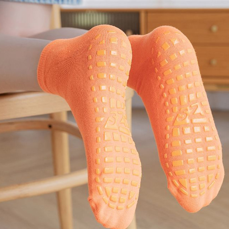 アダルトヨガソックス アダルトヨガソックス