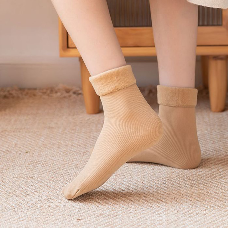 子供向けの靴下、ミッドソール、秋と冬の垂直ストライプ、模倣カシミヤ雪の靴下、男性と女性の厚いベルベット、アンチスリップ、暖かい床の靴下 子供向けの靴下、ミッドソール、秋と冬の垂直ストライプ、模倣カシミヤ雪の靴下、男性と女性の厚いベルベット、アンチスリップ、暖かい床の靴下