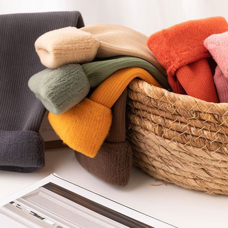 子供向けの靴下、ミッドソール、秋と冬の垂直ストライプ、模倣カシミヤ雪の靴下、男性と女性の厚いベルベット、アンチスリップ、暖かい床の靴下 子供向けの靴下、ミッドソール、秋と冬の垂直ストライプ、模倣カシミヤ雪の靴下、男性と女性の厚いベルベット、アンチスリップ、暖かい床の靴下