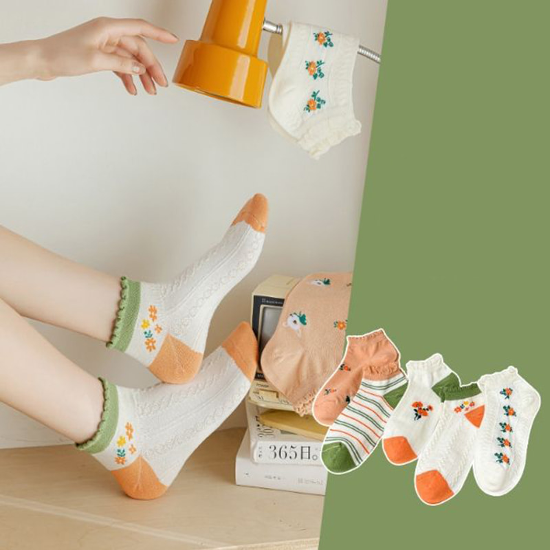 女の子のためのジャキアの白い暗いパターンの純粋な綿の短い靴下 女の子のためのジャキアの白い暗いパターンの純粋な綿の短い靴下