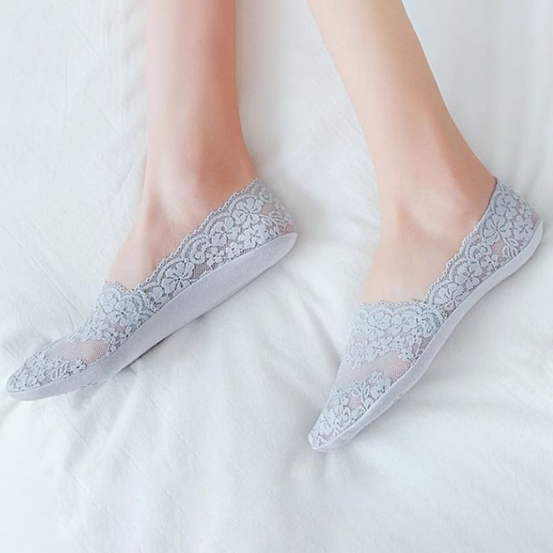 春と夏の女性のためのレースボートの靴下、薄い、ローカット、浅い口見えない靴下、シリコンアンチスリップ 春と夏の女性のためのレースボートの靴下、薄い、ローカット、浅い口見えない靴下、シリコンアンチスリップ